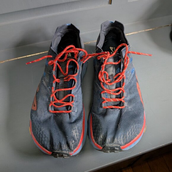 Altra Mont Blanc  mens 11 - Picture 1 of 6